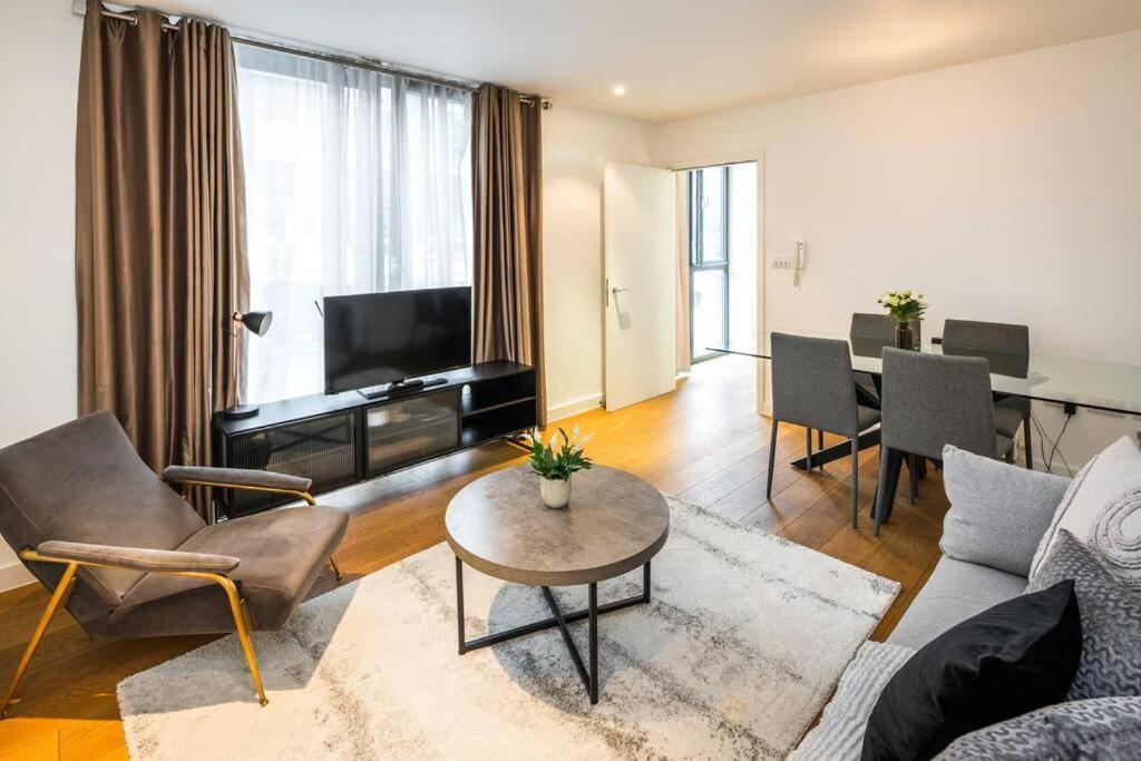 Chic And Spacious Flat Near Bond Street Apartment London Exterior photo